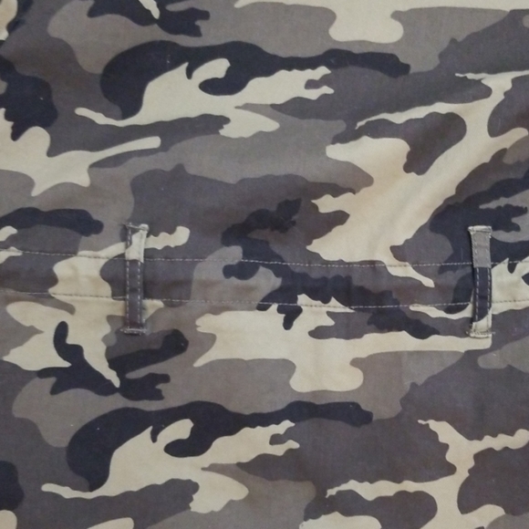 Fitted Camo Army Style Jacket w/ Cinch Waist - Picture 6 of 8